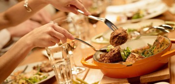 ANAT cere reducerea TVA la 9% la toate restaurantele